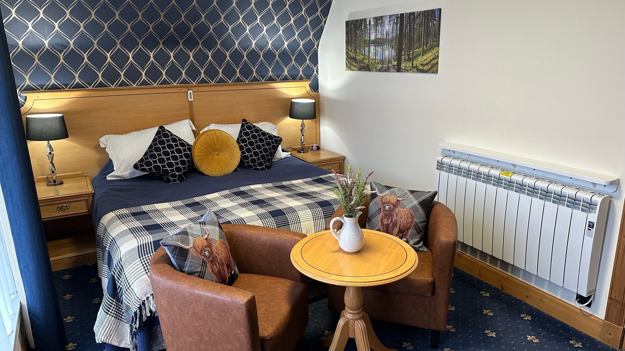 Photo of Others in Newtonmore