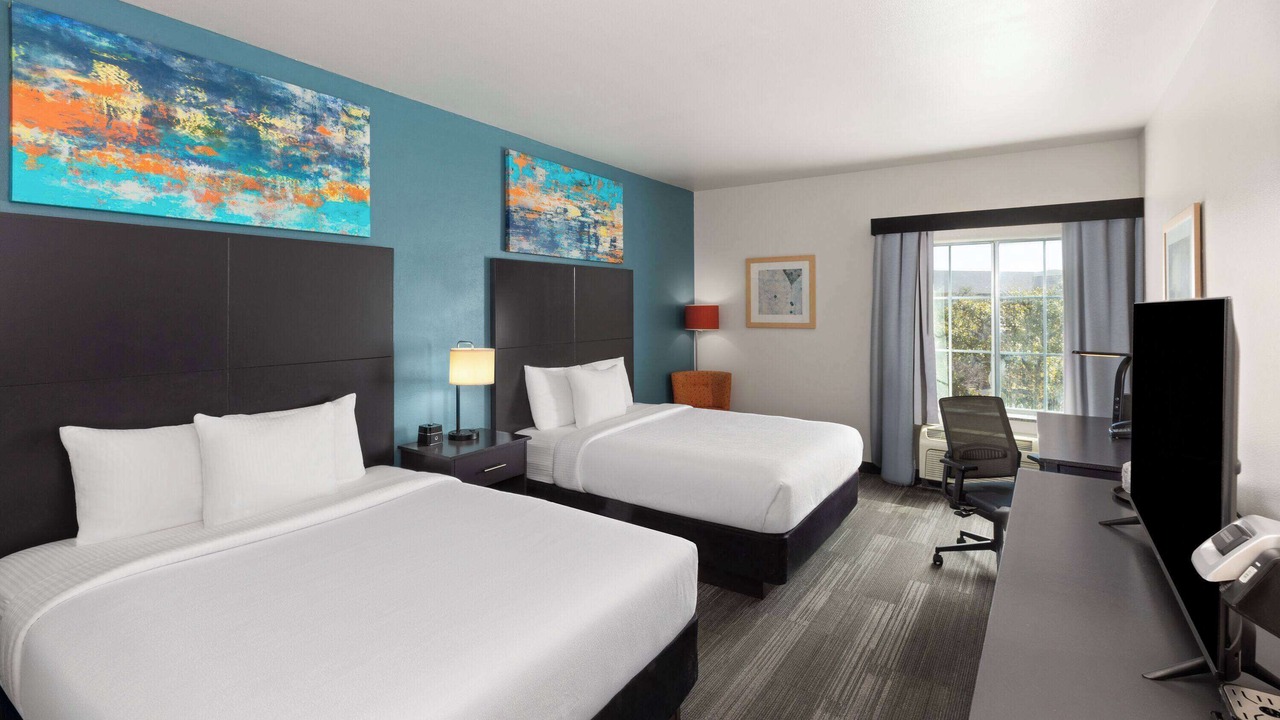 Photo of Bedroom in McNeil