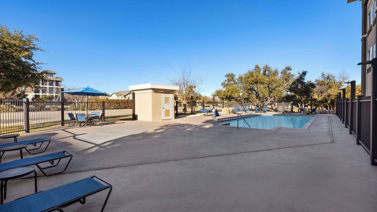 Photo of Outdoor in McNeil