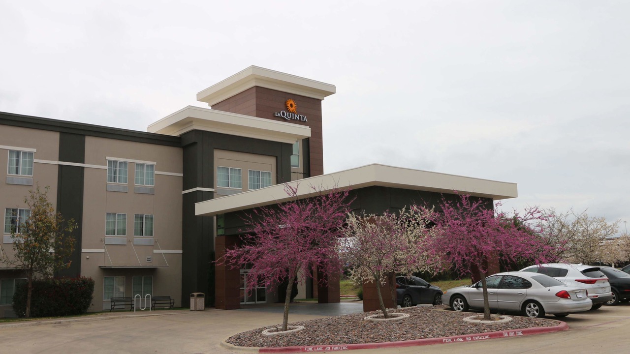 Photo of Outdoor in McNeil