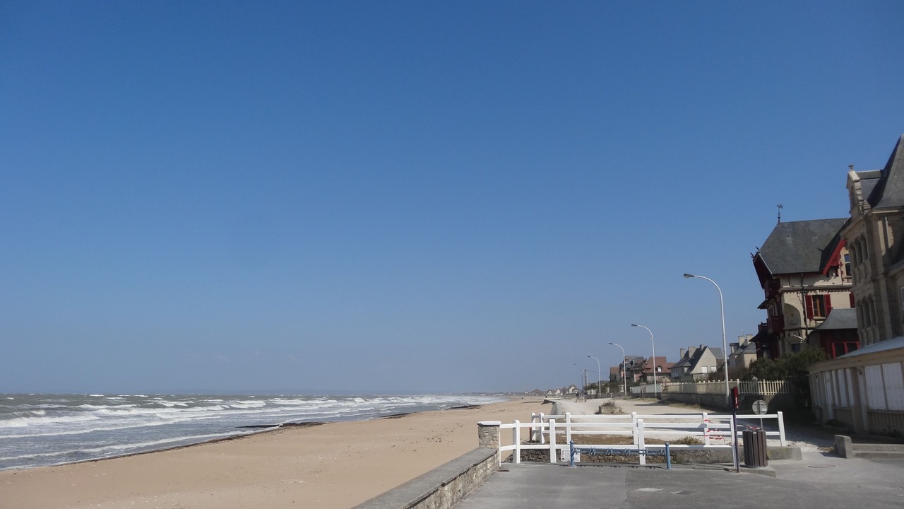 Photo of Others in Lion-sur-Mer