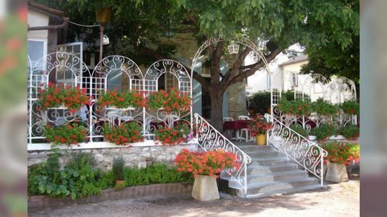 Photo of Outdoor in Bon-Encontre