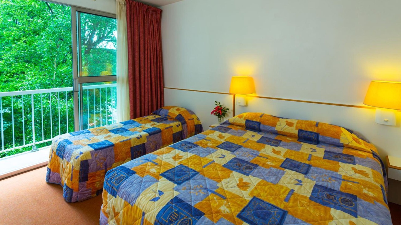 Photo of Others in Gap