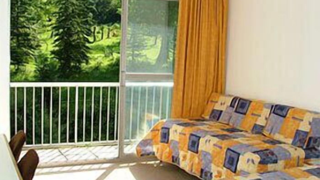 Photo of Others in Gap