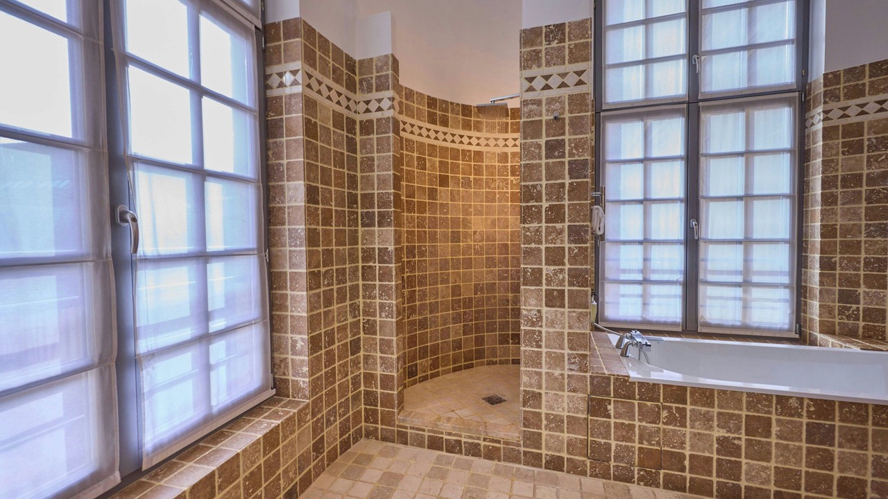 Photo of Bathroom in Quartier Vieux Marche-Cathedrale