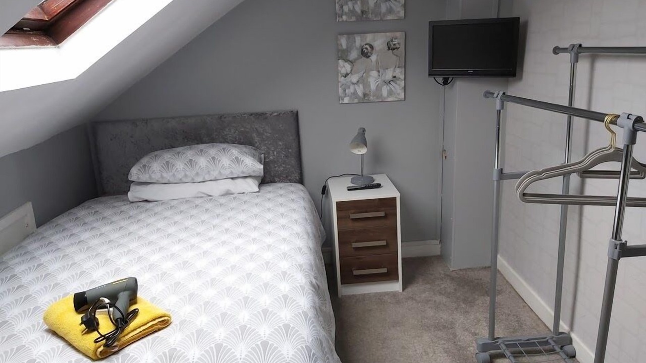 Photo of Others in Hull