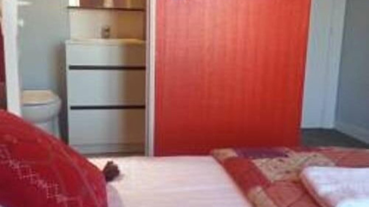 Photo of Bathroom in Alencon