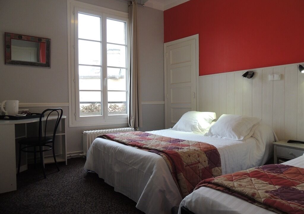 Photo of Bedroom in Alencon