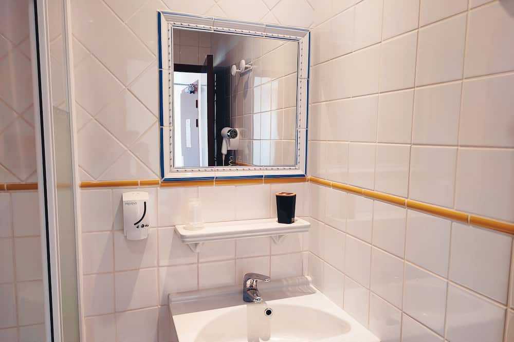 Photo of Bathroom in Aiguines