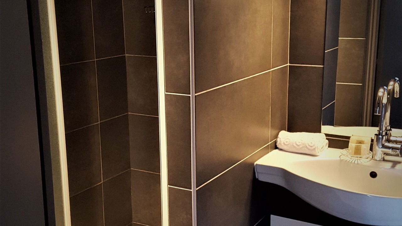 Photo of Bathroom in Courseulles-sur-Mer