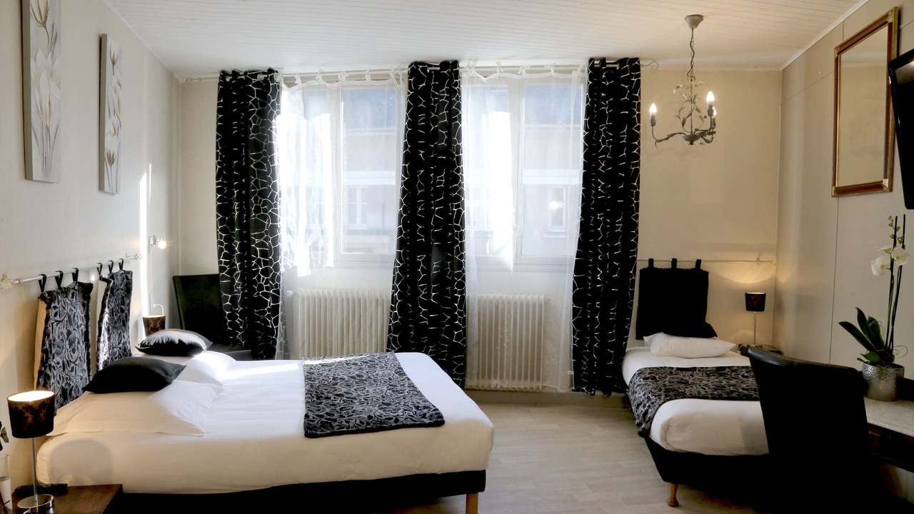 Photo of Bedroom in Mauriac