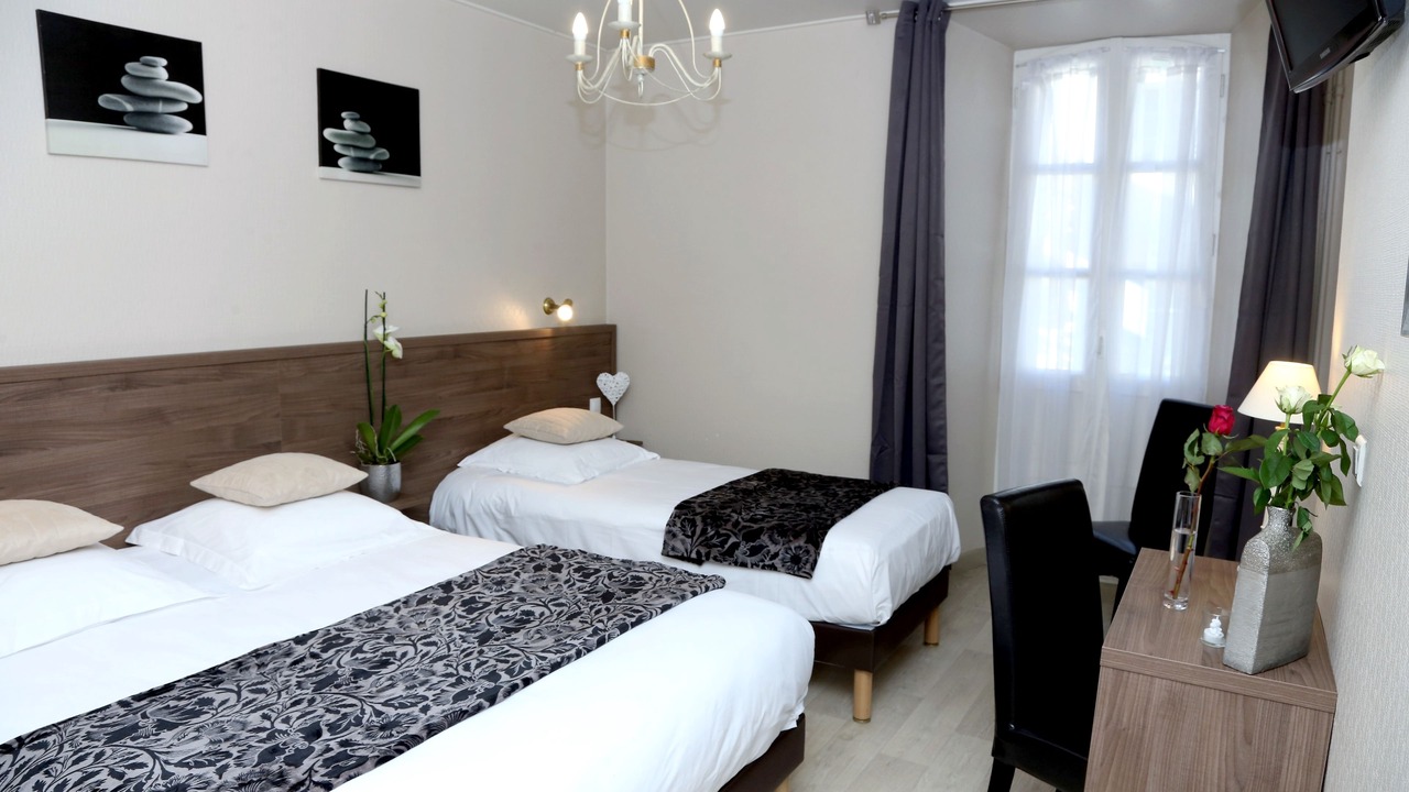 Photo of Bedroom in Mauriac