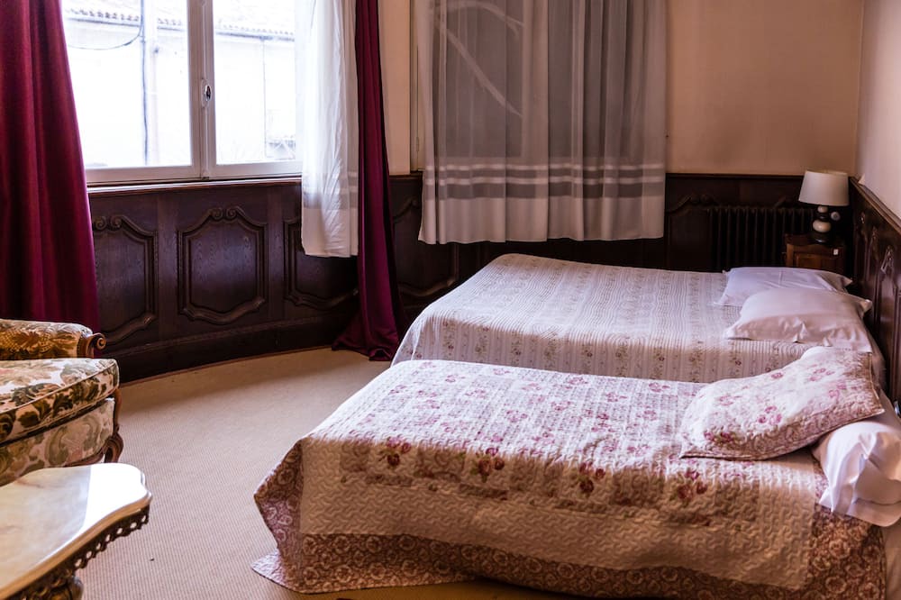 Photo of Bedroom in Realmont