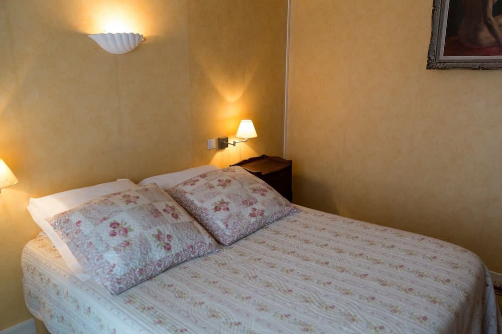 Photo of Bedroom in Realmont