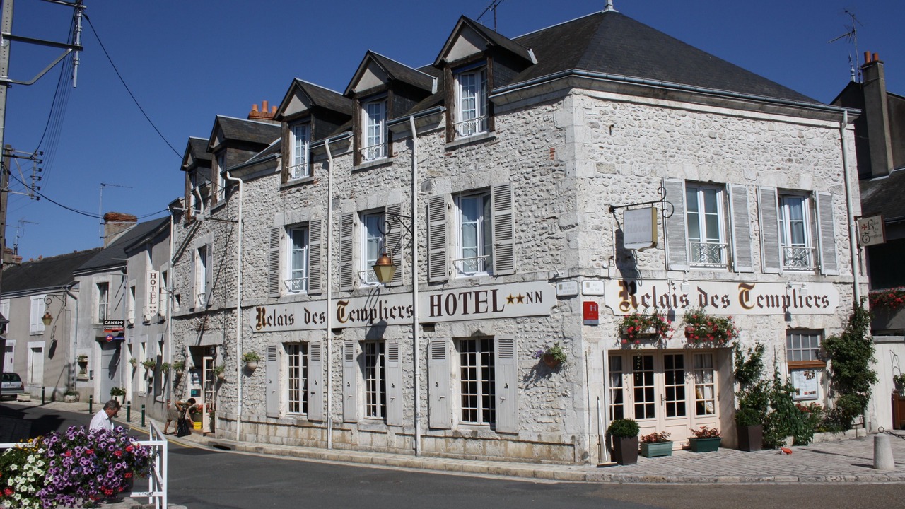 Photo of Buildings in Beaugency