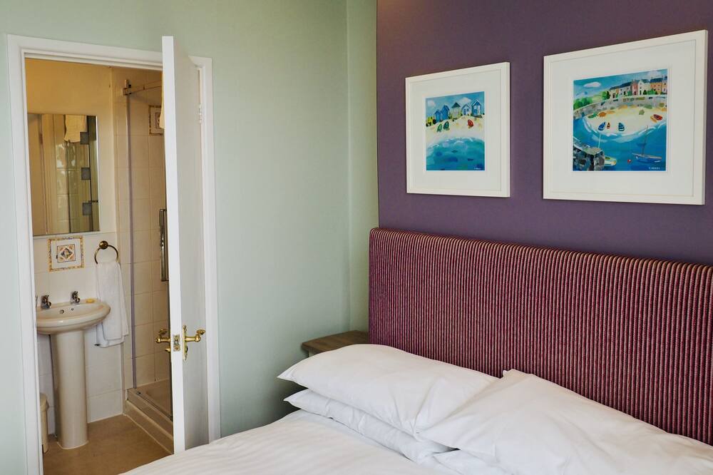 Photo of Bathroom in Bude