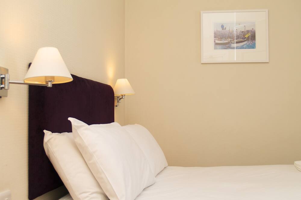 Photo of Bedroom in Bude