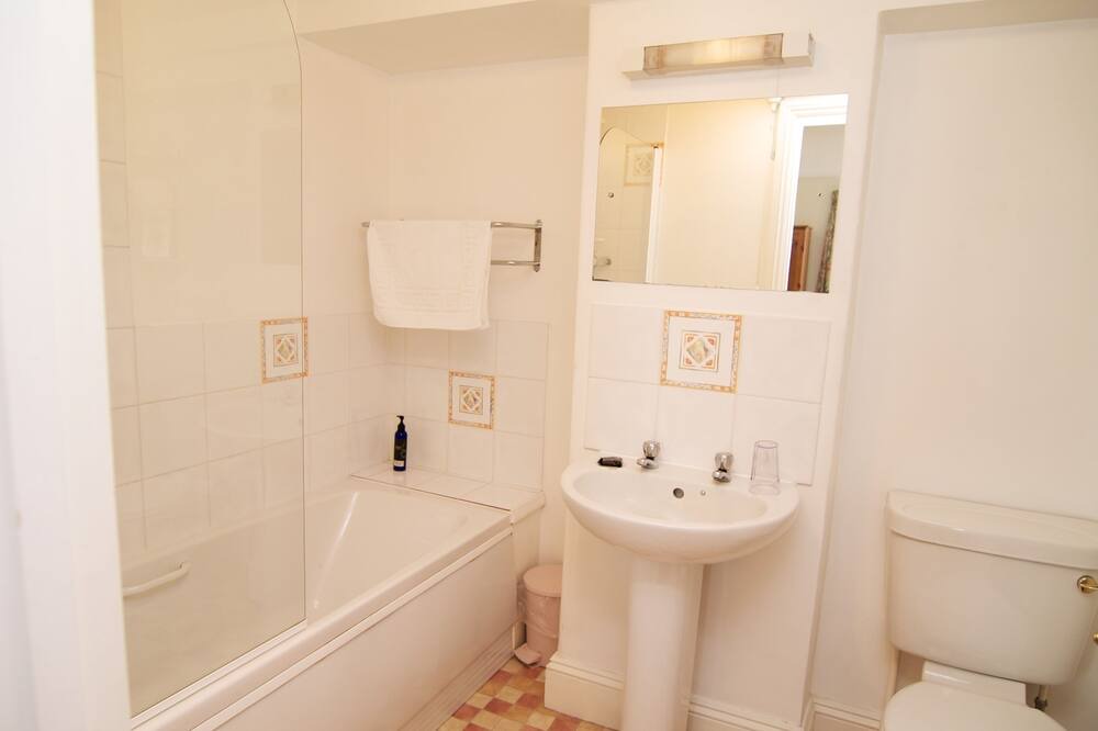 Photo of Bathroom in Bude