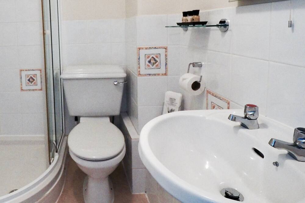 Photo of Bathroom in Bude