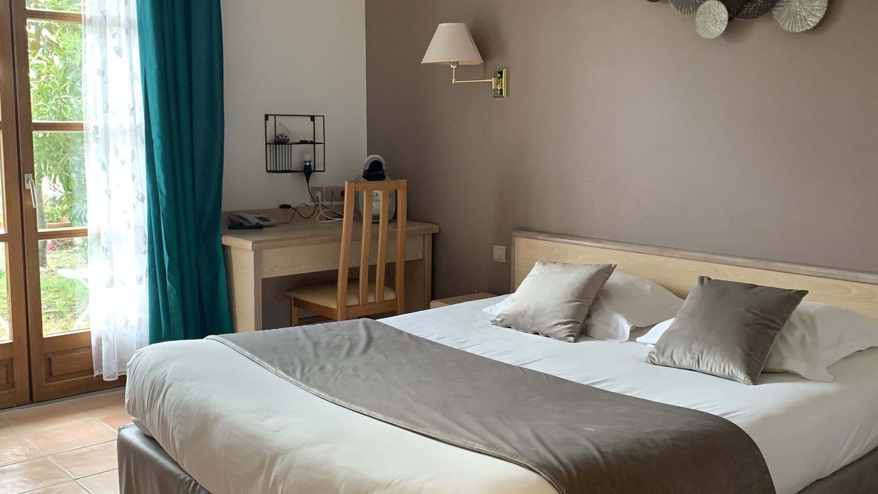 Photo of Bedroom in Saint-Jean-le-Centenier