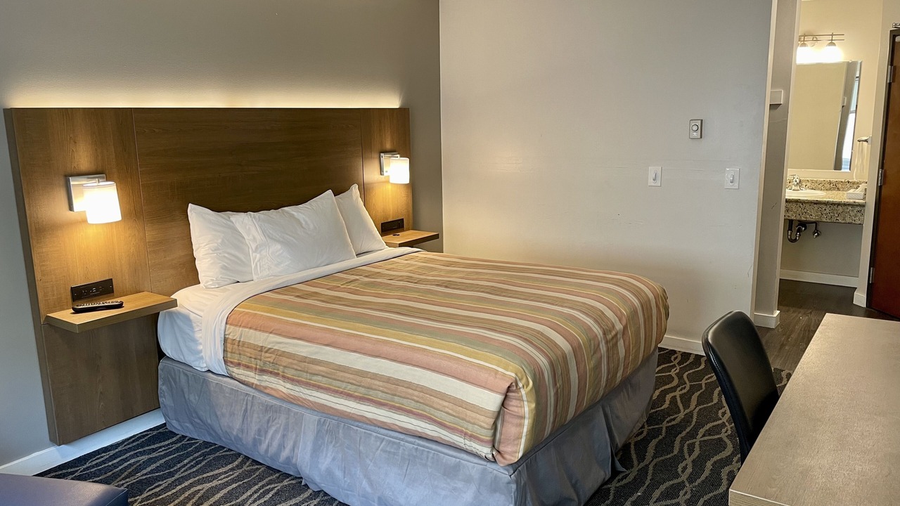 Photo of Bedroom in Hillsboro