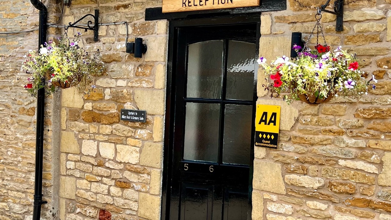 Photo of Others in Longdon