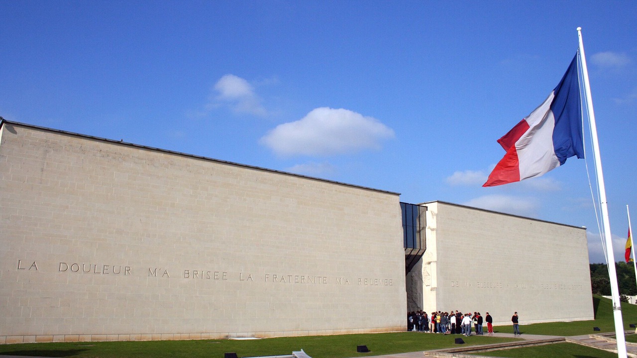 Photo of Others in Bayeux