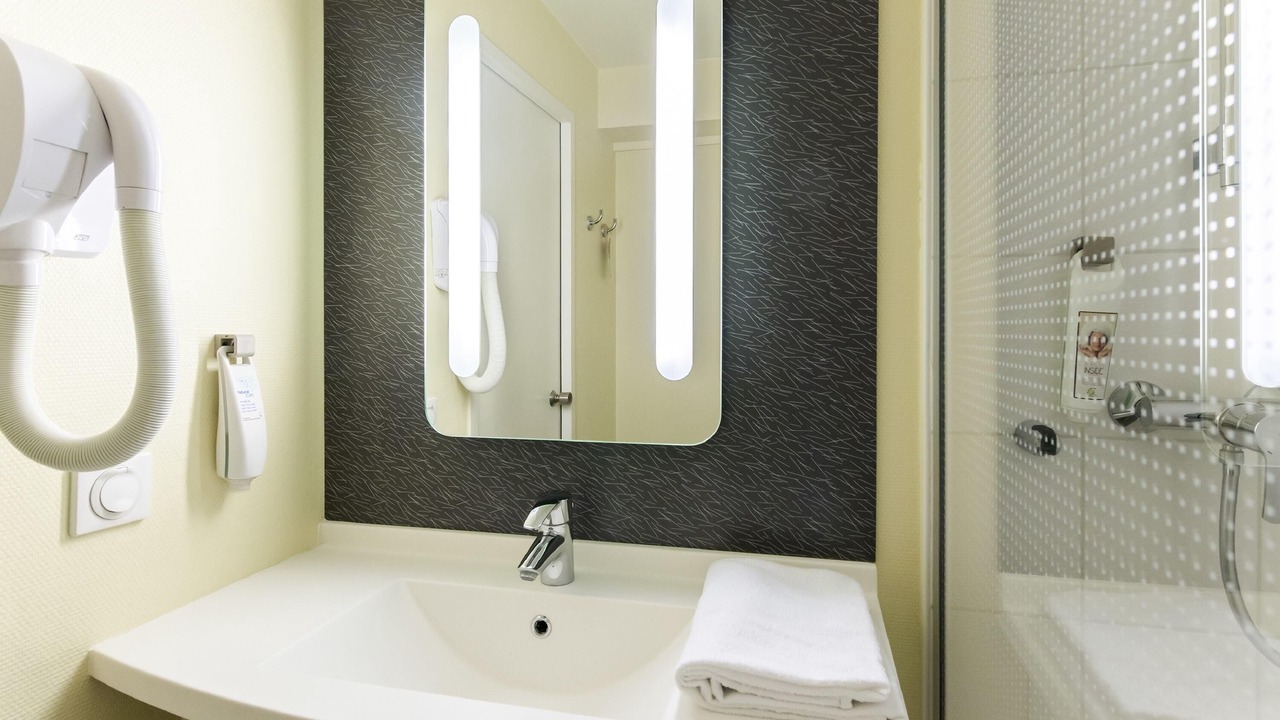 Photo of Bedroom in Issy-les-Moulineaux