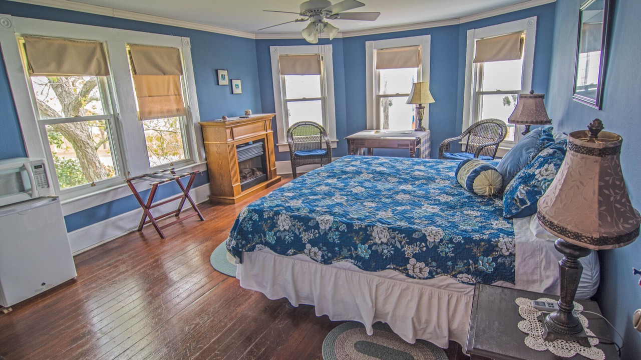 Photo of Bedroom in Palacios