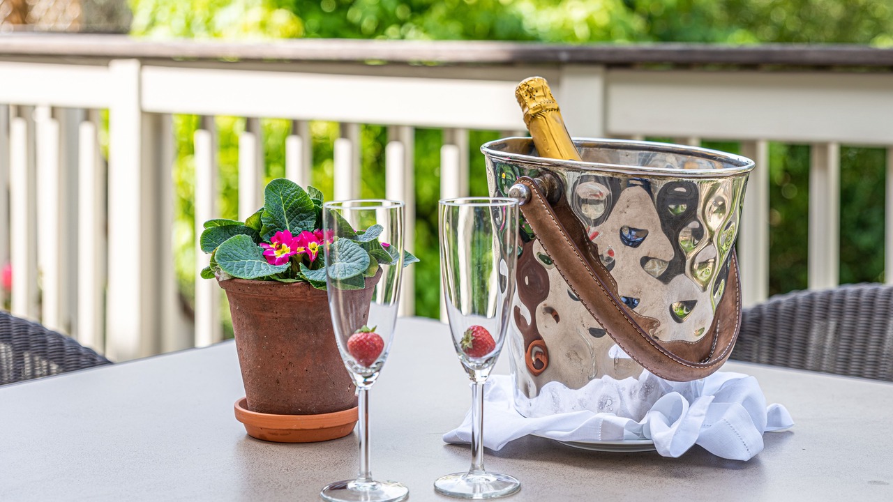 Photo of Patio Balcony in Box