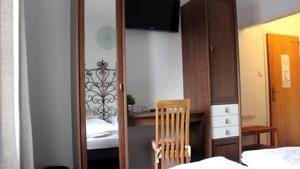 Photo of Bedroom in Barr