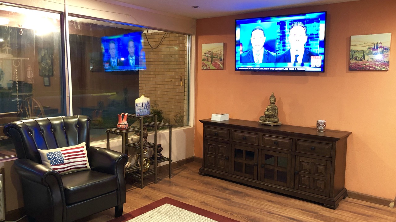 Photo of Outdoor in Oakley