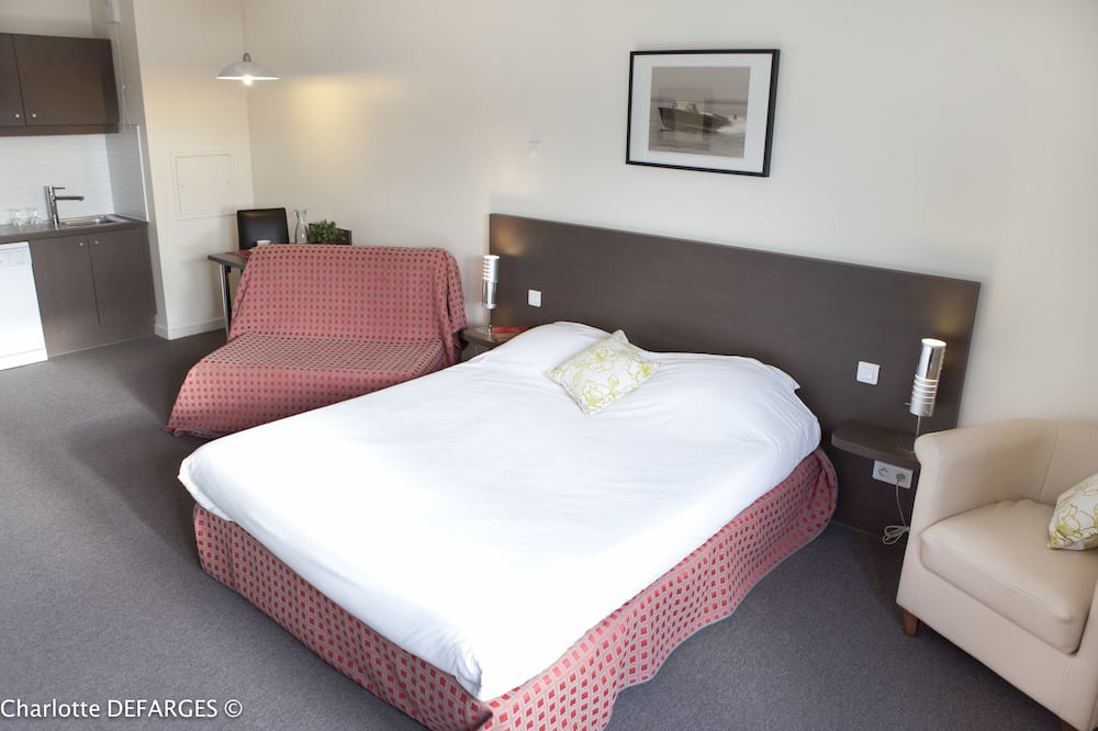 Photo of Bedroom in Villejuif