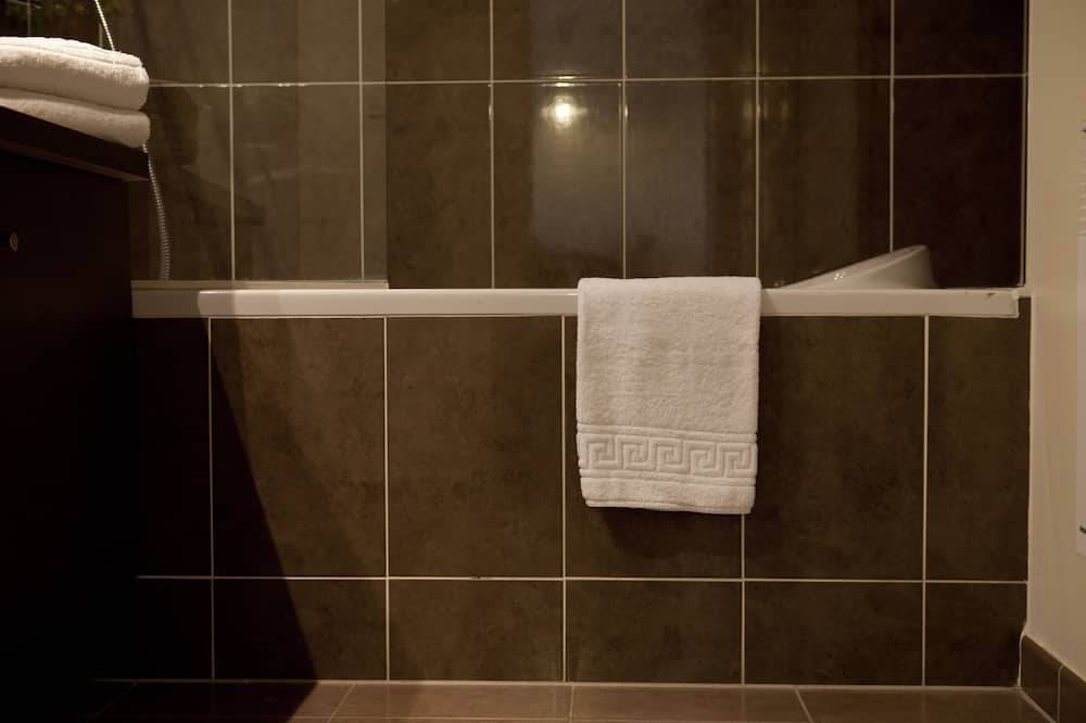 Photo of Bathroom in Villejuif