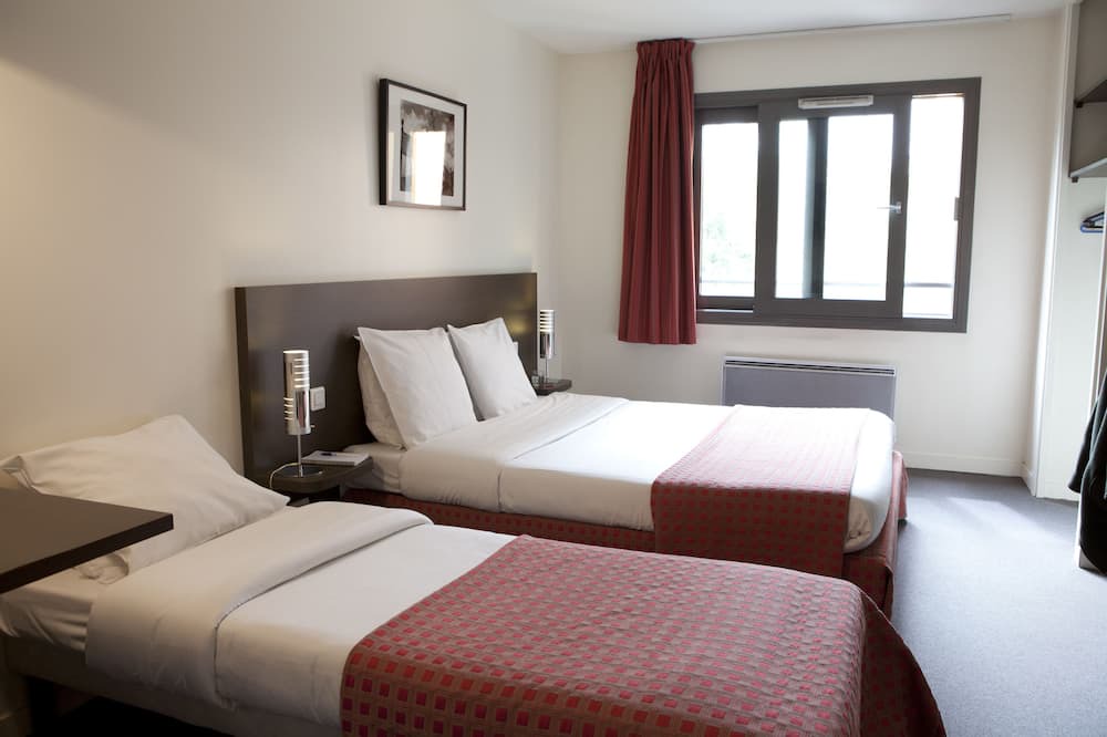 Photo of Bedroom in Villejuif