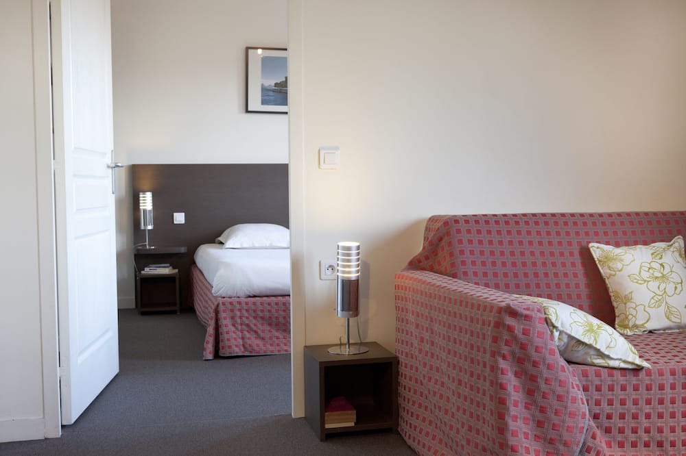 Photo of Bedroom in Villejuif