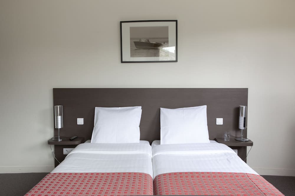 Photo of Bedroom in Villejuif