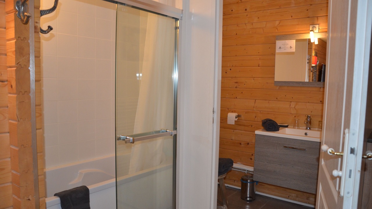 Photo of Bathroom in Chalon-sur-Saone