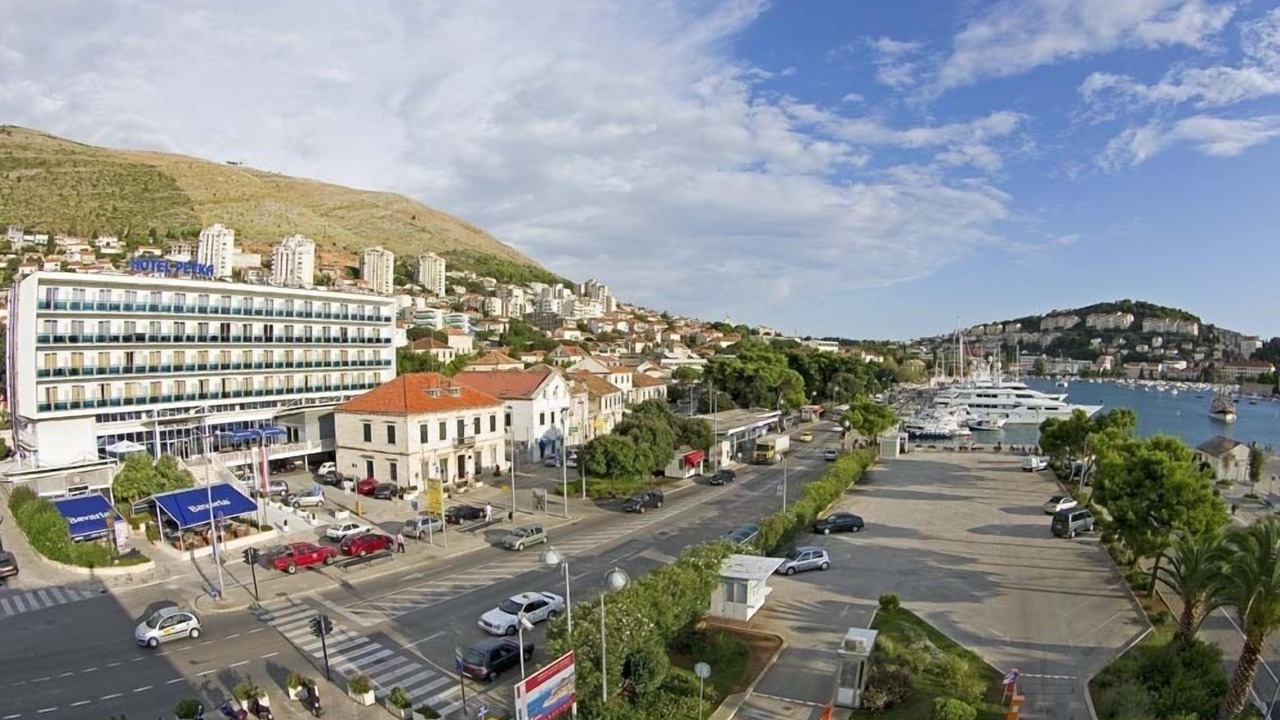 Photo of Outdoor in Gruz