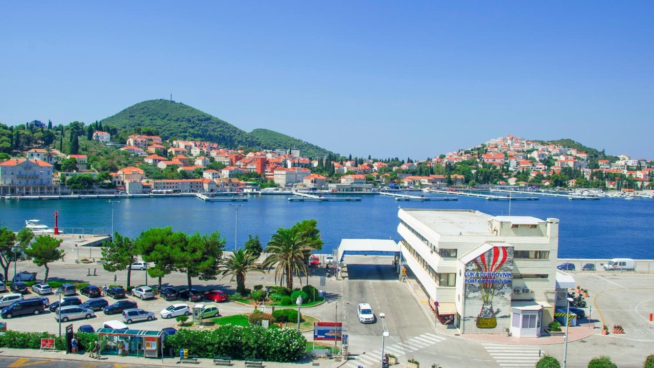Photo of Outdoor in Gruz