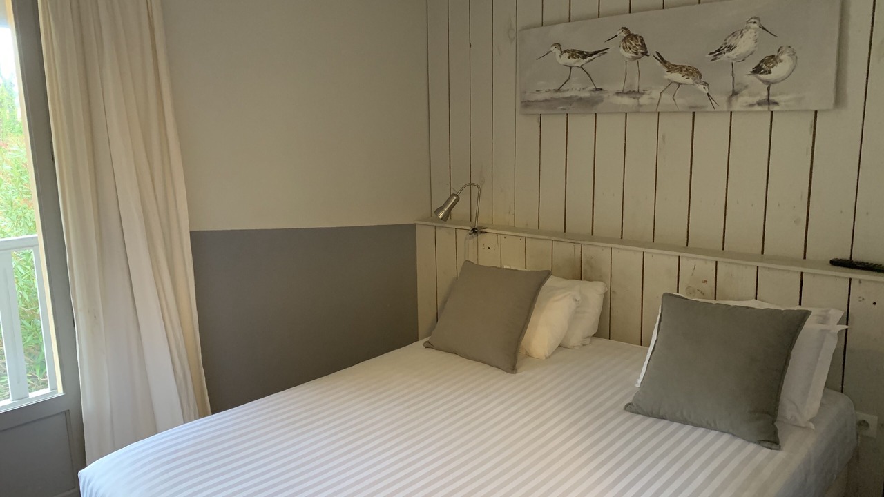 Photo of Bedroom in Taussat