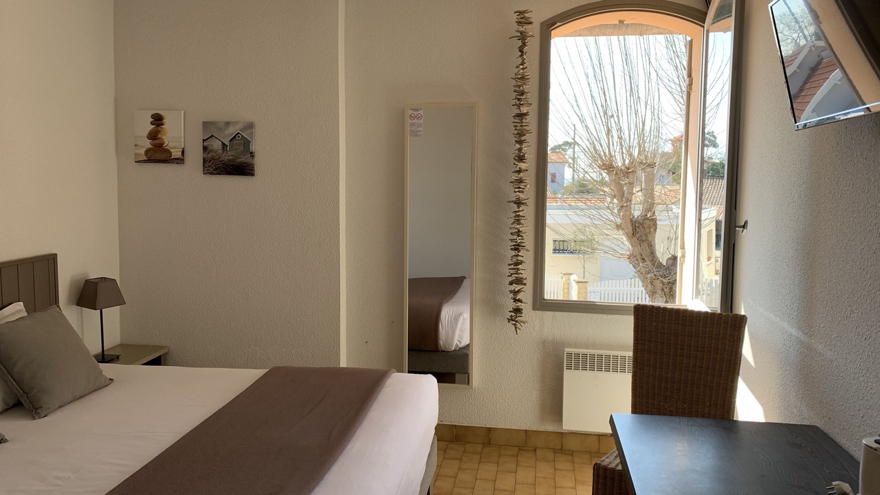 Photo of Bedroom in Taussat