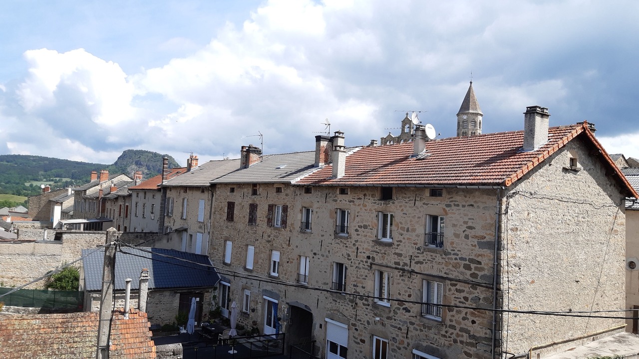 Photo of Bedroom in Saint-Julien-Chapteuil