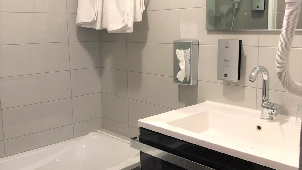 Photo of Bathroom in Mauriac