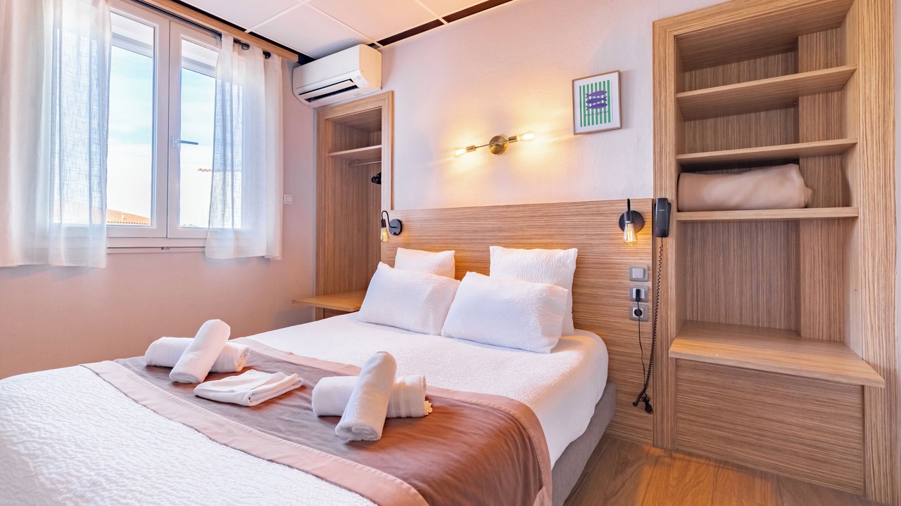 Photo of Bedroom in Saint-Cyprien Plage