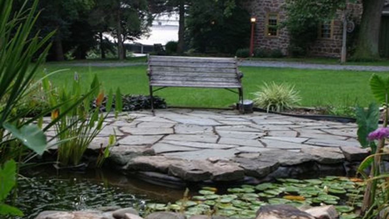 Photo of Outdoor in Reinholds