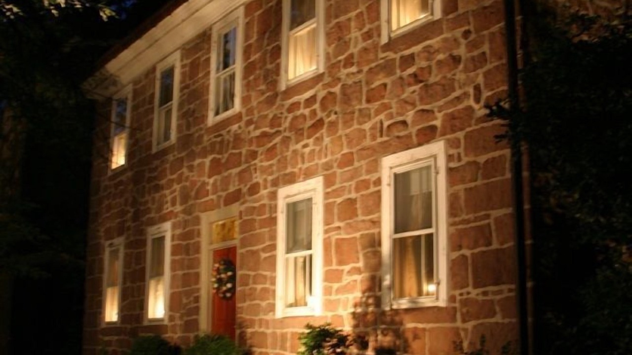 Photo of Outdoor in Reinholds