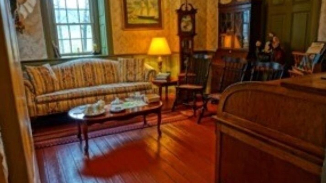 Photo of Others in Reinholds