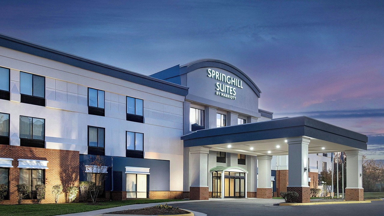 Photo of Outdoor in Jefferson Manor