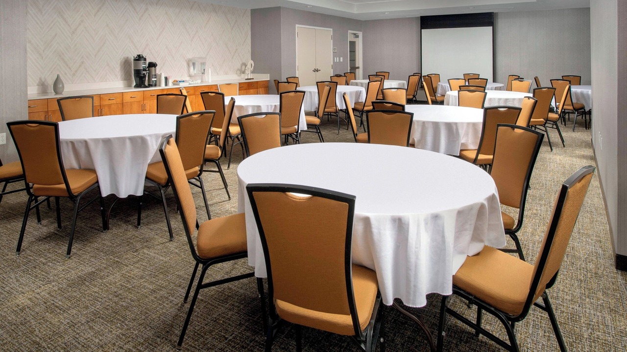 Photo of Others in Jefferson Manor